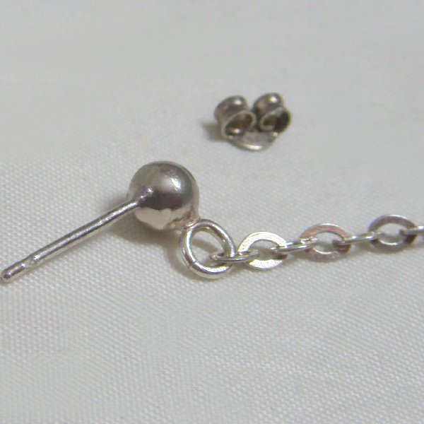 (e1091)Silver hanging pendants.